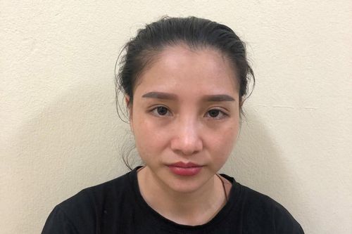 Phá đường dây buôn lậu, thu giữ hàng chục nghìn bao thuốc lá, xì gà