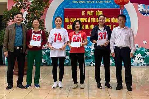600 người tham gia Giải chạy Báo Hànôịmới cấp cơ sở tại huyện Thanh Trì