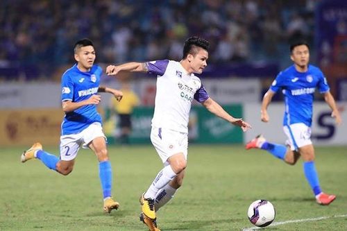 Quang Hải trở lại, Hà Nội FC ''đè bẹp'' Than Quảng Ninh trên sân Hàng Đẫy