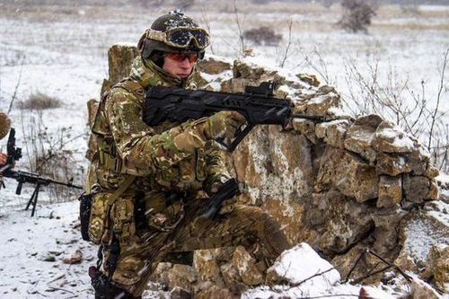 Ukraine sử dụng súng trường tấn công hiện đại nhất thế giới tại miền Đông
