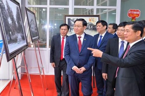 Chủ tịch Quốc hội Vương Đình Huệ thăm, làm việc tại tỉnh Nghệ An