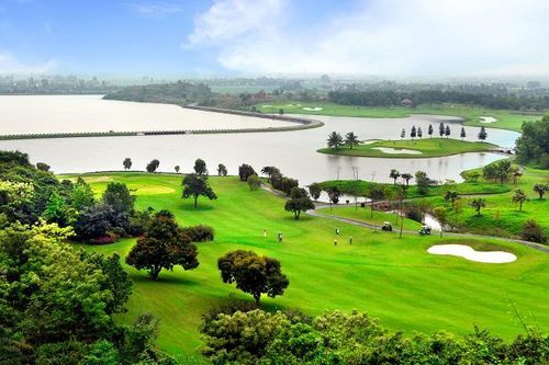 Xây mới sân golf: Suy xét cho kỹ