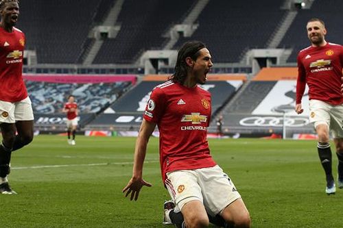 Tottenham 1-3 MU: Hãy giữ Cavani, nếu có thể