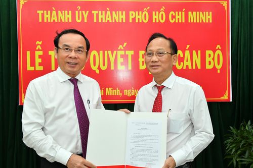 Đồng chí Trần Văn Nam làm Bí thư Huyện ủy Bình Chánh