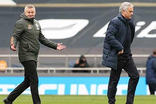 Mourinho: 'Son may mắn vì có người cha tốt tính hơn Solskjaer'
