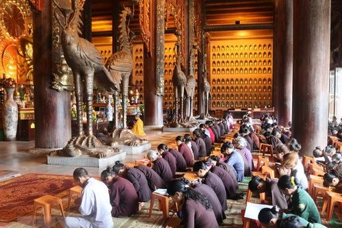Quán triệt quan điểm, chính sách của Đảng và Nhà nước về tôn giáo (Phần 1): Chủ động nhận diện những chiêu trò lợi dụng tôn giáo của các thế lực thù địch nhằm phá hoại sự nghiệp đổi mới ở tỉnh Thanh Hóa hiện nay