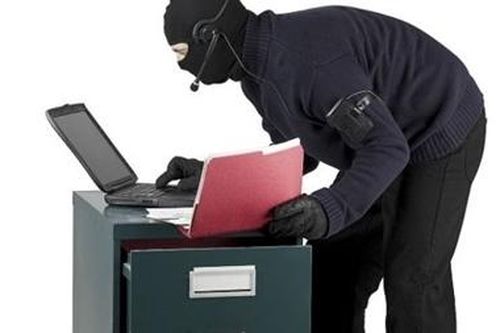 Ổ nhóm gây ra 15 vụ trộm két sắt sa lưới