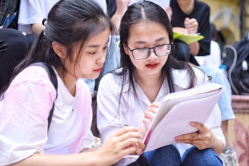 Các sở GD&ĐT quyết định nơi đăng ký dự thi tốt nghiệp THPT 2021