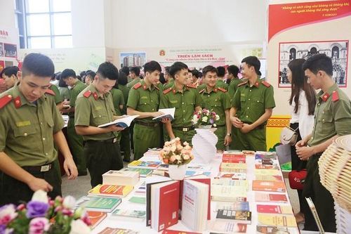 Phát động cuộc thi Đại sứ Văn hóa đọc trong Công an thành phố Hà Nội