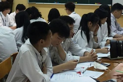 Thực nghiệm sách giáo khoa: Những phản hồi chân thực