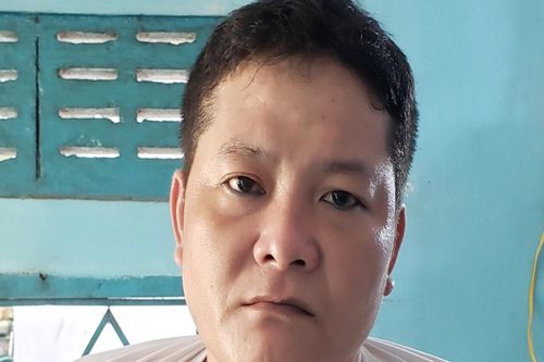 Dùng xe lăn để đi bán ma túy
