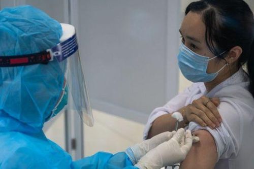 Hà Nội tiêm vaccine COVID-19 đợt 2 với quy mô lớn hơn