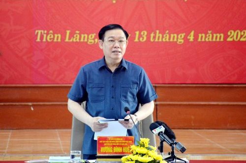 Chủ tịch Quốc hội Vương Đình Huệ kiểm tra công tác chuẩn bị bầu cử tại TP Hải Phòng