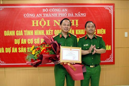 Cấp căn cước công dân tại Đà Nẵng: Lan tỏa sức nóng từ 'chiến dịch' đặc biệt