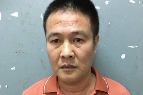 Khởi tố, bắt tạm giam quản lý nhà hàng môi giới cho nữ tiếp viên bán dâm