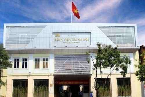 Lùm xùm mua sắm tại các bệnh viện: Khi lương y quên... 'từ mẫu'