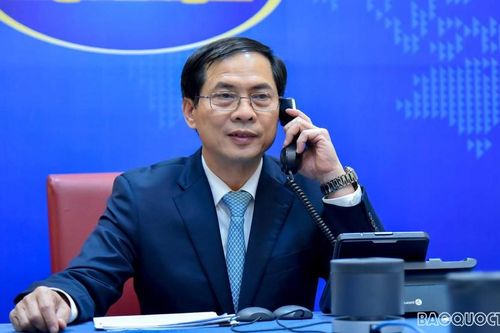 Bộ trưởng Ngoại giao Bùi Thanh Sơn điện đàm Bộ trưởng (thứ hai) Bộ Ngoại giao của Brunei Darussalam
