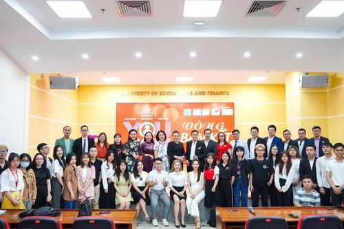 YouBranding 2021 và câu chuyện xây dựng thương hiệu cá nhân của người trẻ