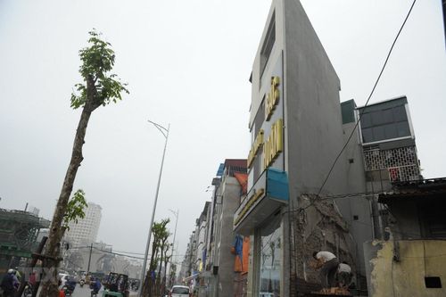 Hà Nội: Những ngôi nhà 'siêu méo siêu mỏng' trên đường Vành đai 2