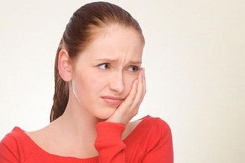 Hướng dẫn chăm sóc bà bầu mắc quai bị an toàn, hiệu quả