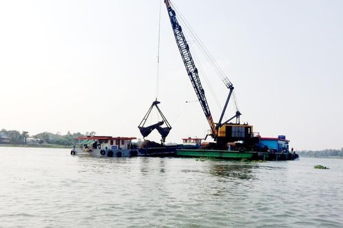 Xung quanh việc đấu giá khai thác 2 mỏ cát ở An Giang