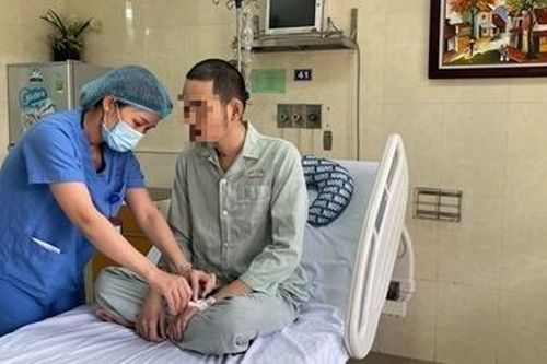 Thanh niên 26 tuổi ngừng tim, hôn mê sâu được cứu sống