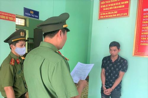 Khởi tố kẻ nhận 25 triệu đồng đưa 9 người Trung Quốc vào Quảng Bình trái phép