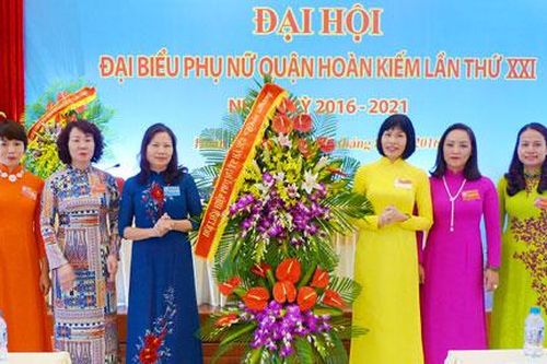 99,9% chi hội phụ nữ tổ chức xong đại hội