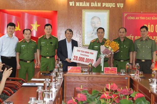 Thưởng 'nóng' lực lượng truy bắt vụ vận chuyển, mua bán trái phép 40 bánh heroin