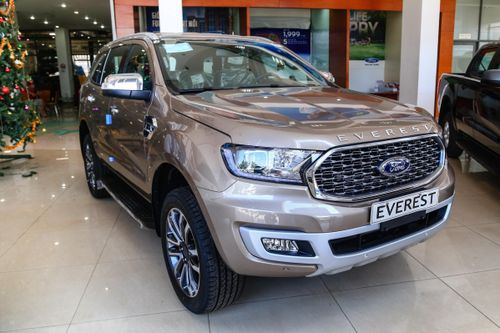 3 mẫu SUV 7 chỗ bán chạy nhất quý I/2021