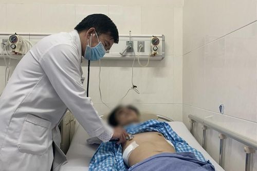 Điều trị thành công dị tật lõm ngực bằng thanh nâng kim loại