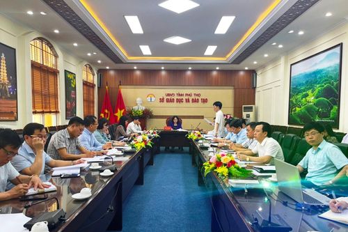 Thứ trưởng Ngô Thị Minh kiểm tra công tác chuẩn bị Hội khỏe Phù Đổng tại Phú Thọ