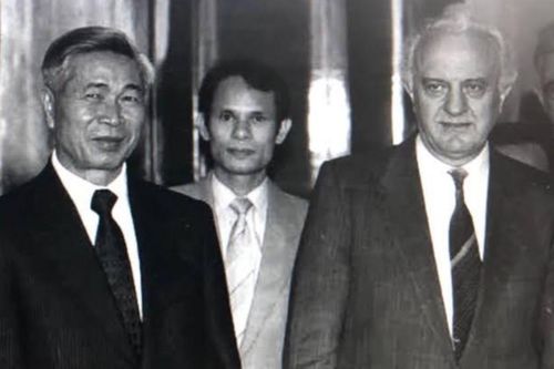 Vài mẩu chuyện về Bộ trưởng Nguyễn Cơ Thạch trong quan hệ với Liên Xô