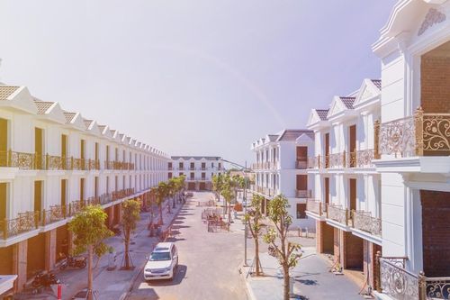 Giá nhà liền thổ Thủ Đức, Dĩ An không ngừng lập đỉnh