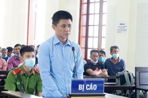Tử hình kẻ vận chuyển ma túy trước cổng bệnh viện