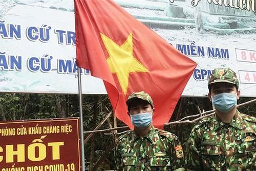 Biên phòng thay quân tăng cường, siết chặt tuyến biên giới Tây Nam ngăn COVID-19
