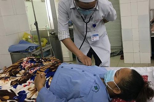 Sản phụ bị viêm tụy nghiêm trọng, nguy cơ tử vong cả mẹ và con