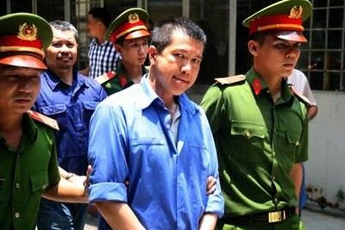 Đề nghị truy tố cựu Cảnh sát giao thông môi giới hối lộ bảo kê xe