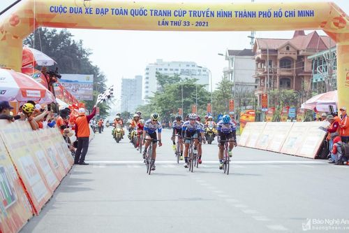 Hoàn thành chặng đua xe đạp toàn quốc Cúp Truyền hình TP Hồ Chí Minh 2021 tại Nghệ An