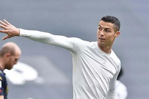 Ngày Ronaldo rời Juventus đang đến gần