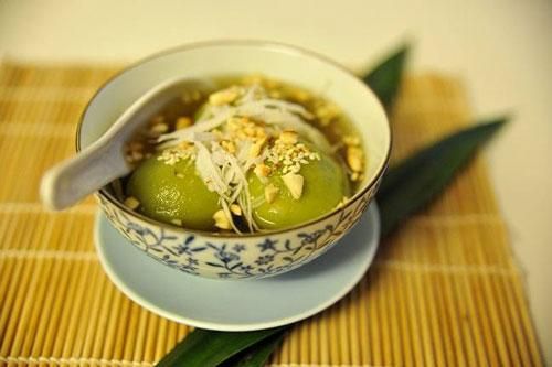 Chè trôi nước lá dứa đặc biệt cho ngày Tết Hàn thực