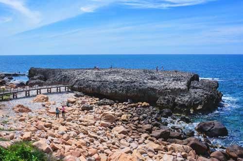 Có gì ở vùng đất Ninh Thuận 'gió như phang, nắng như rang'