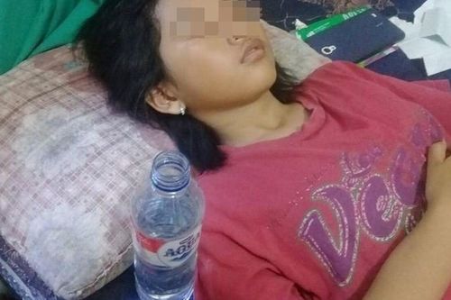 Lạ lùng chuyện cô gái ngủ liên tục 13 ngày