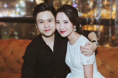 Chụp ảnh với bạn bè, Primmy Trương tạo dáng che bụng khiến dân tình xôn xao: Phải chăng là tin vui?