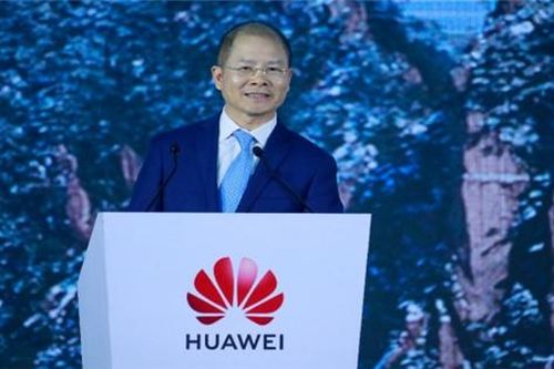 Cách Huawei vượt khủng hoảng