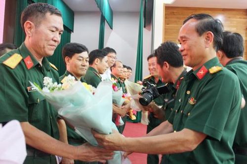 Thành lập 5 khối thi đua gồm các đơn vị quân đội đóng quân trên địa bàn tỉnh