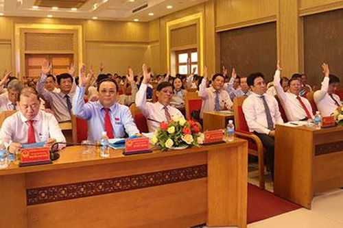 Khai mạc kỳ họp thứ 15, HĐND tỉnh Khánh Hòa khóa VI