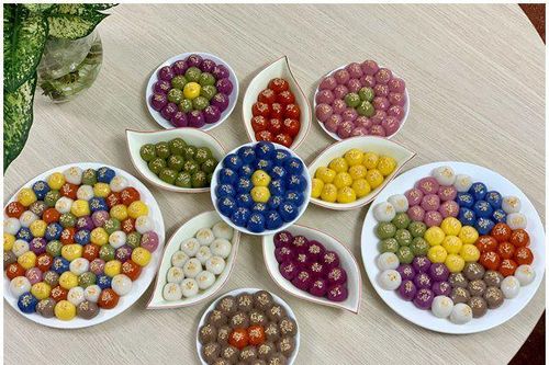 Rực rỡ sắc màu Tết Hàn thực