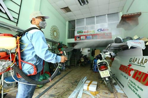Thời tiết đang chuyển sang mùa hè: Đề phòng nguy cơ 'dịch chồng dịch'