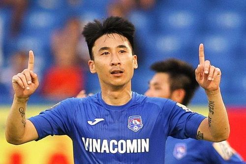Cầu thủ Quảng Ninh nhận lương 7 tháng